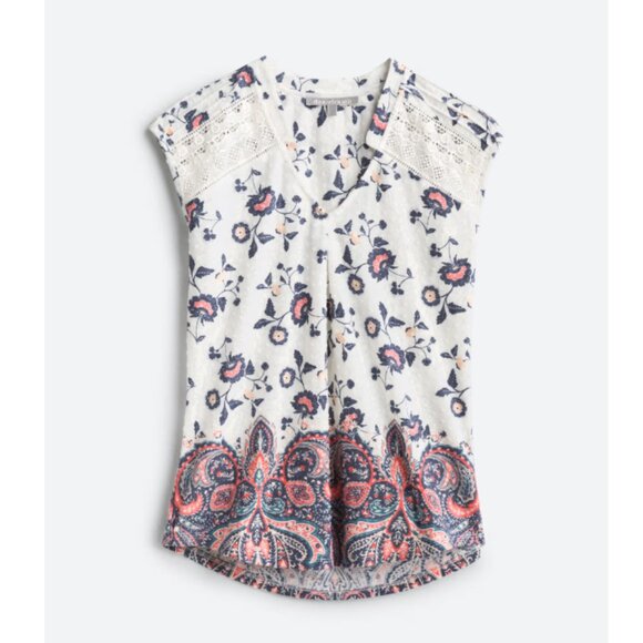 Daniel Rainn Tops - Daniel Rainn Caleena Pleated Shoulder Crochet Detail Knit Top Size Large Shirt